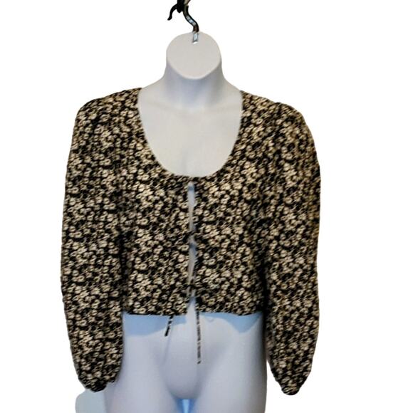 LEVI Front Tie Cropped Daisy Blouse Long Sleeves Black Cream Gold Size L NWOT - Picture 1 of 7